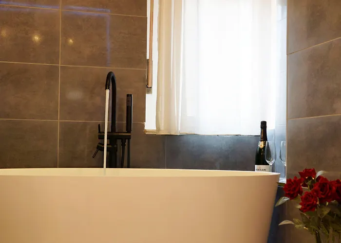 Casa Rosmini Rooms, Dolomia Best Home Trento